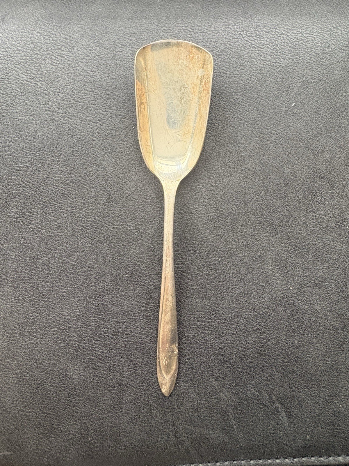 Vintage Meriden silverplate Co, Silver Plated Serving Scoop, Sugar or Jam Spoon