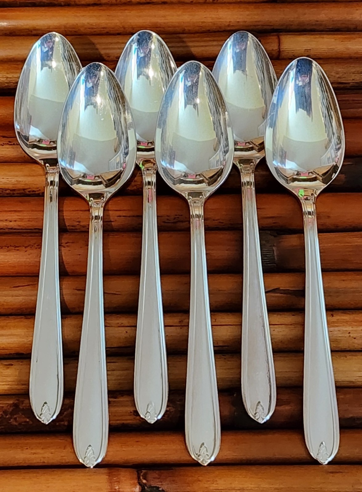 6 Prestige Plate Longchamps Chaumont 4.5″ Demitasse Spoons Oneida Silverplate