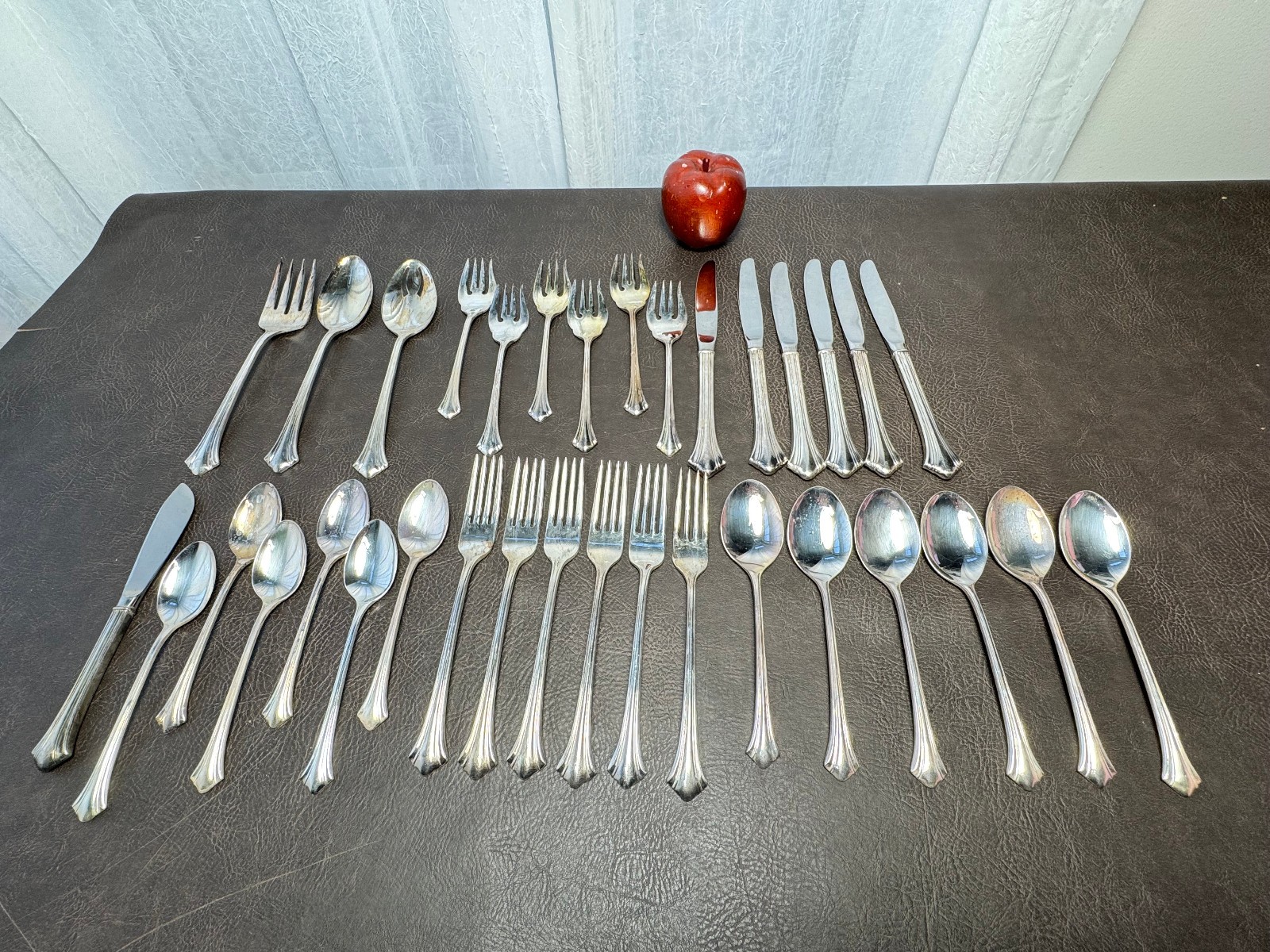 Reed & Barton Elite Parthenon Silverware Silverplate Silver 34 Fork Spoon Knife