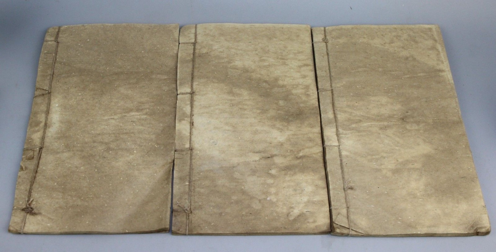 Old Chinese poetry books “Three Character Classic“ f561