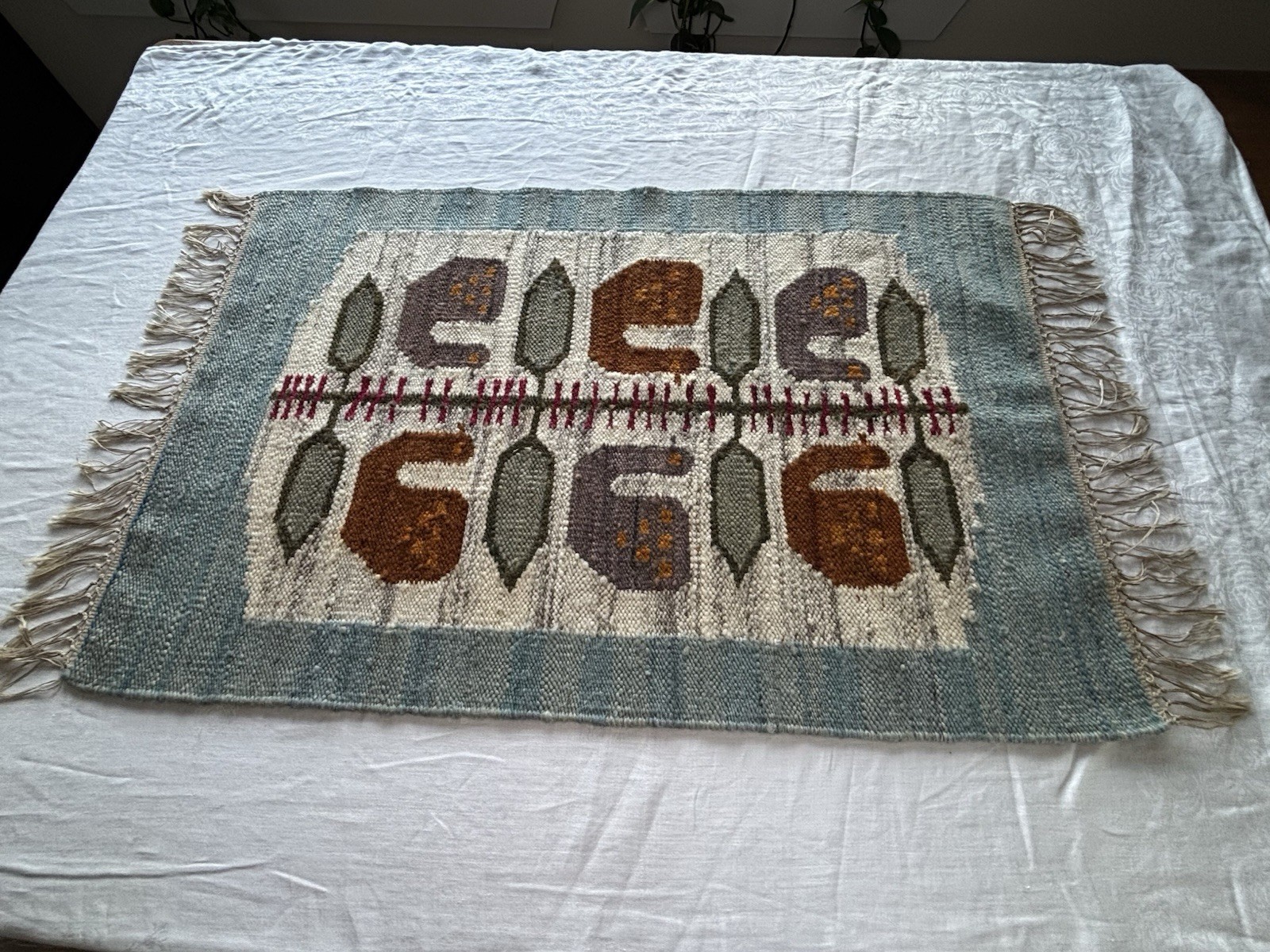 Handwoven Small Wool Rug Doormat Kitchen Approx 2×3 ft Fringe Edges