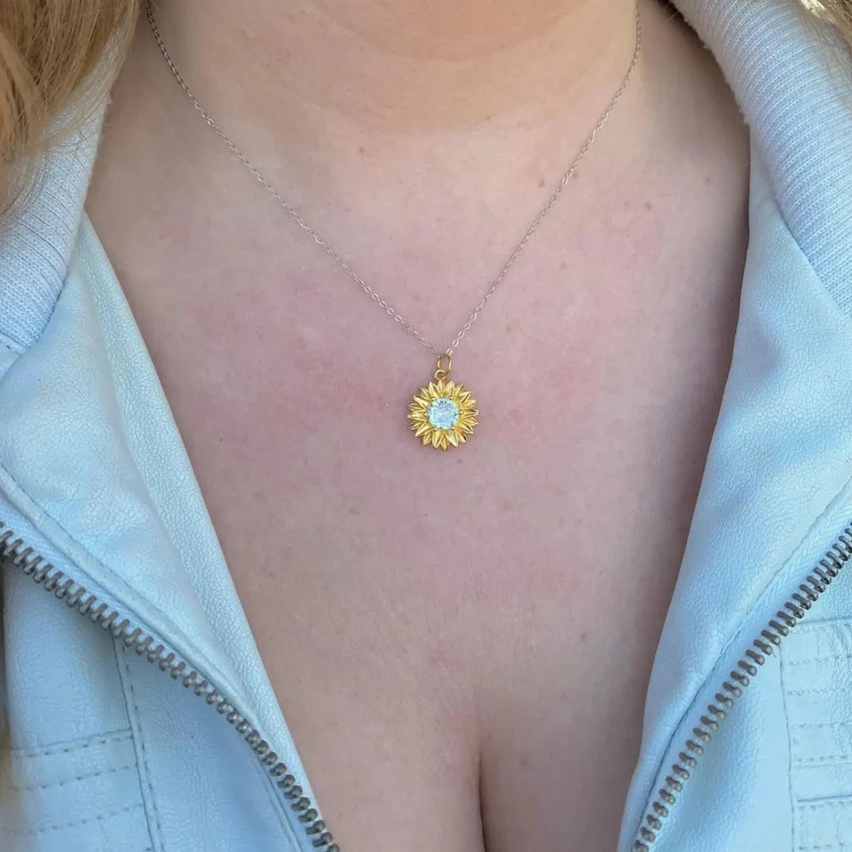 1Ct Round Cut Lab-Created Diamond Sunflower Shape Pendant 14K Yellow Gold Plated