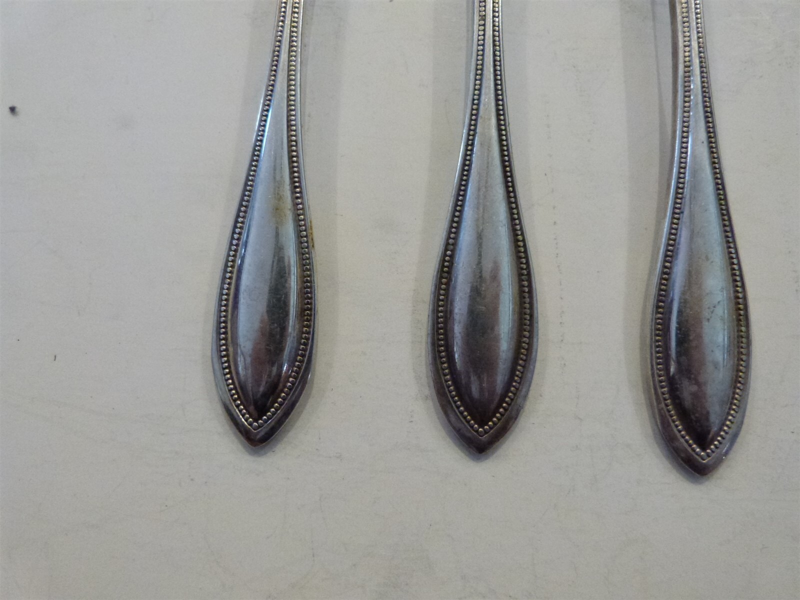 6 VINTAGE Oneida Silverplate ARBOR / HARMONY SALAD FORKS 6.75″
