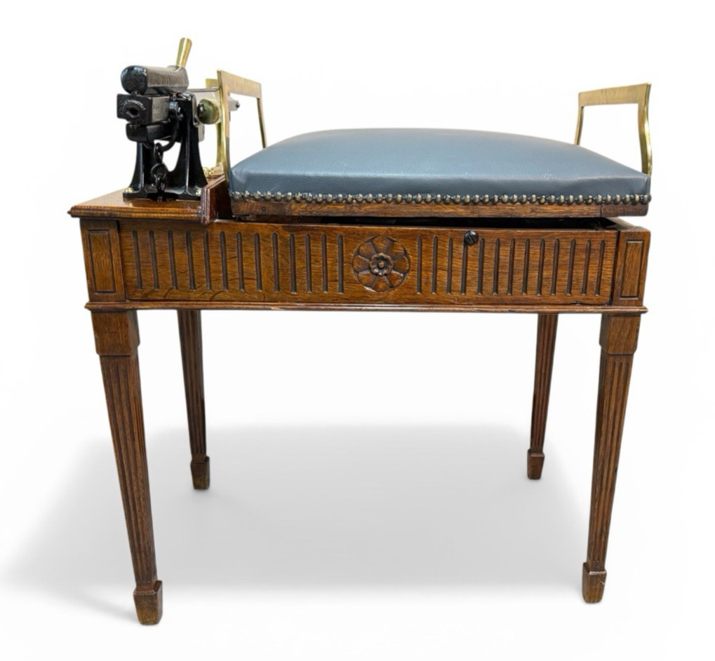 Antique W&T Avery Ltd Mahogany & Leather Jockey Scale English Horse Race c1895