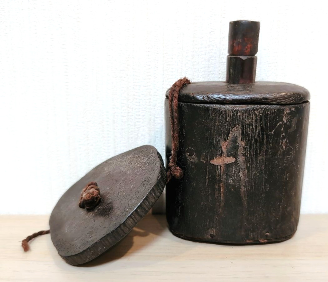 Japanese Portable Gunpowder Case KayakuIre Powder Flask 4.7inch Showa Retro Rare