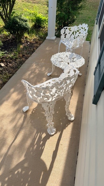 Antique Yard Set, White, Powder Coated, 3 pc.