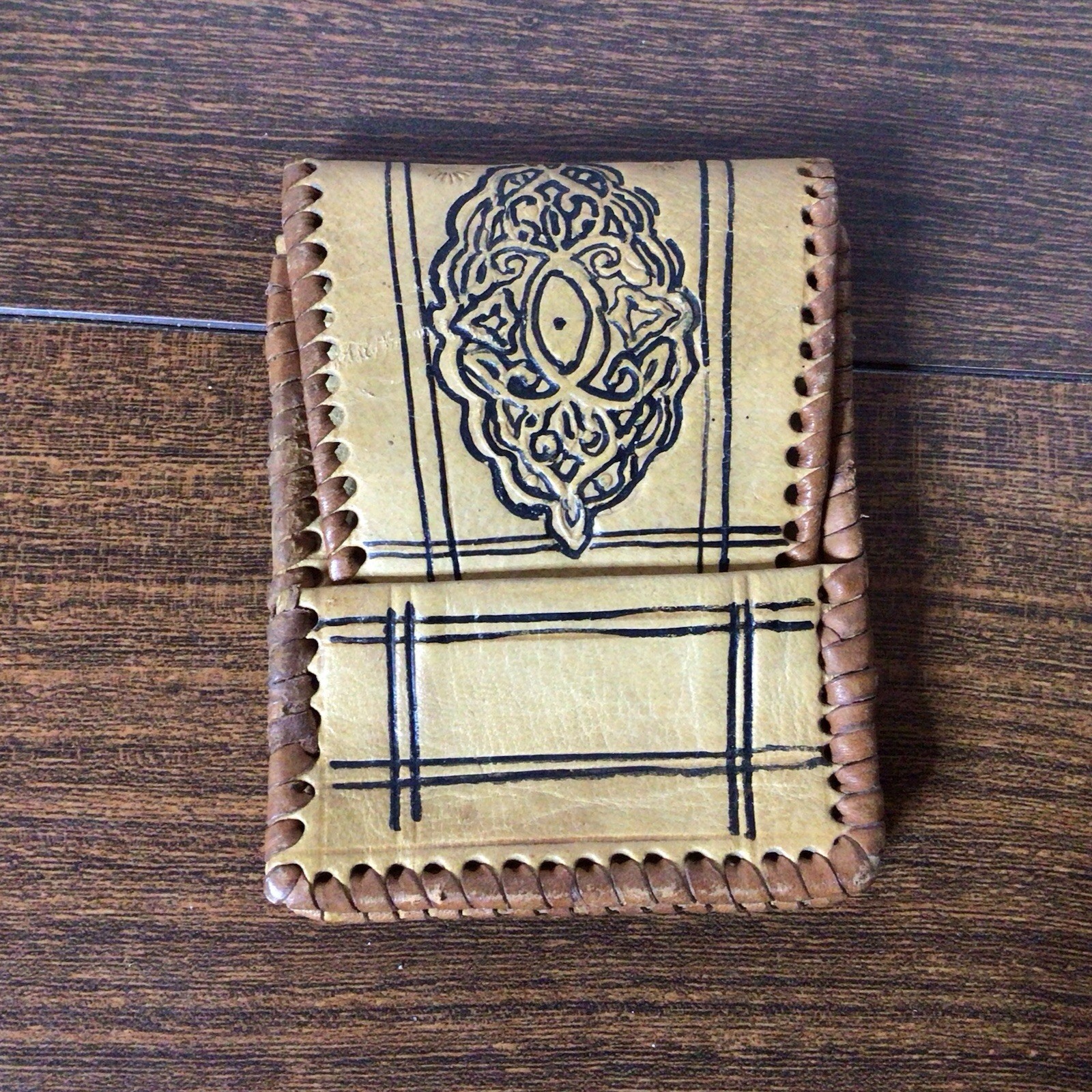 Hand Made Tooled Leather Painted Small Coin Purse Pouch Wallet Indian Southwest