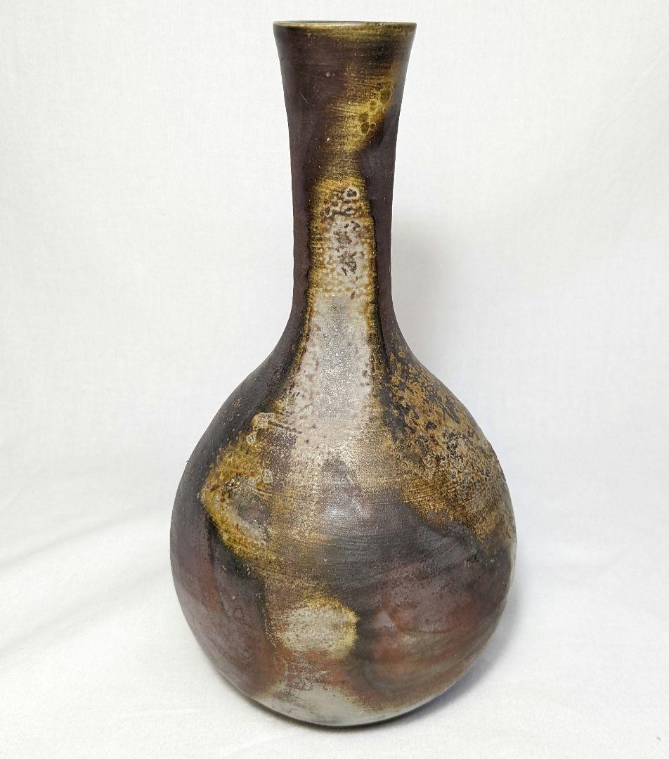 Bizen Ware Long Neck Iridescent Vase Japanese Pottery Flower Vessel Brown