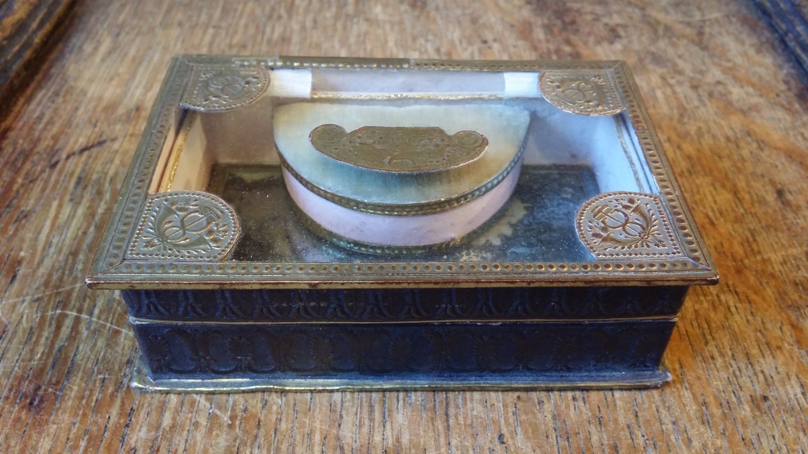 ANTIQUE GEORGIAN / REGENCY / VICTORIAN GLASS & GILT JEWELRY BOX
