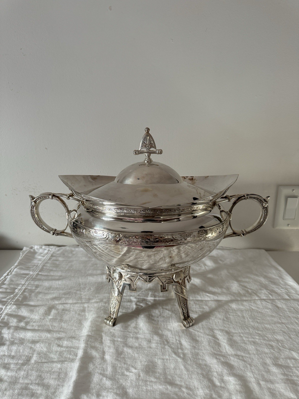 Antique Rogers & Bro 1896 Triple Plate Silver Footed Soup Tureen with Lid Ornate