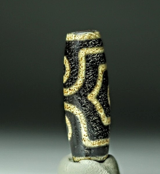 Rare Pre-1800s Indo/Tibetan Old Agate 3 Eye Dzi Bead 14*43mm 14.6grams