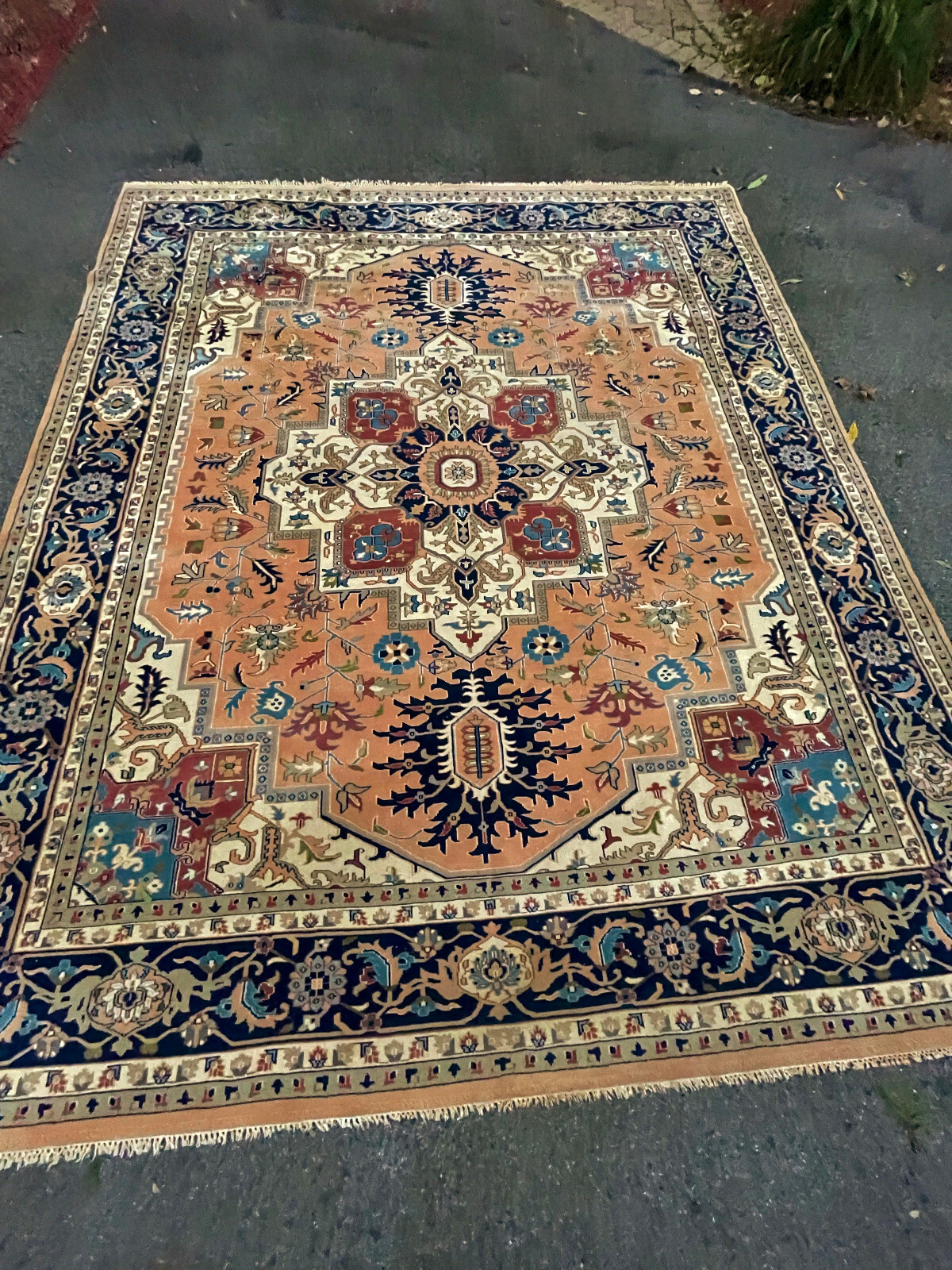 HAND WOVEN SERAPI RUG 8x10FT