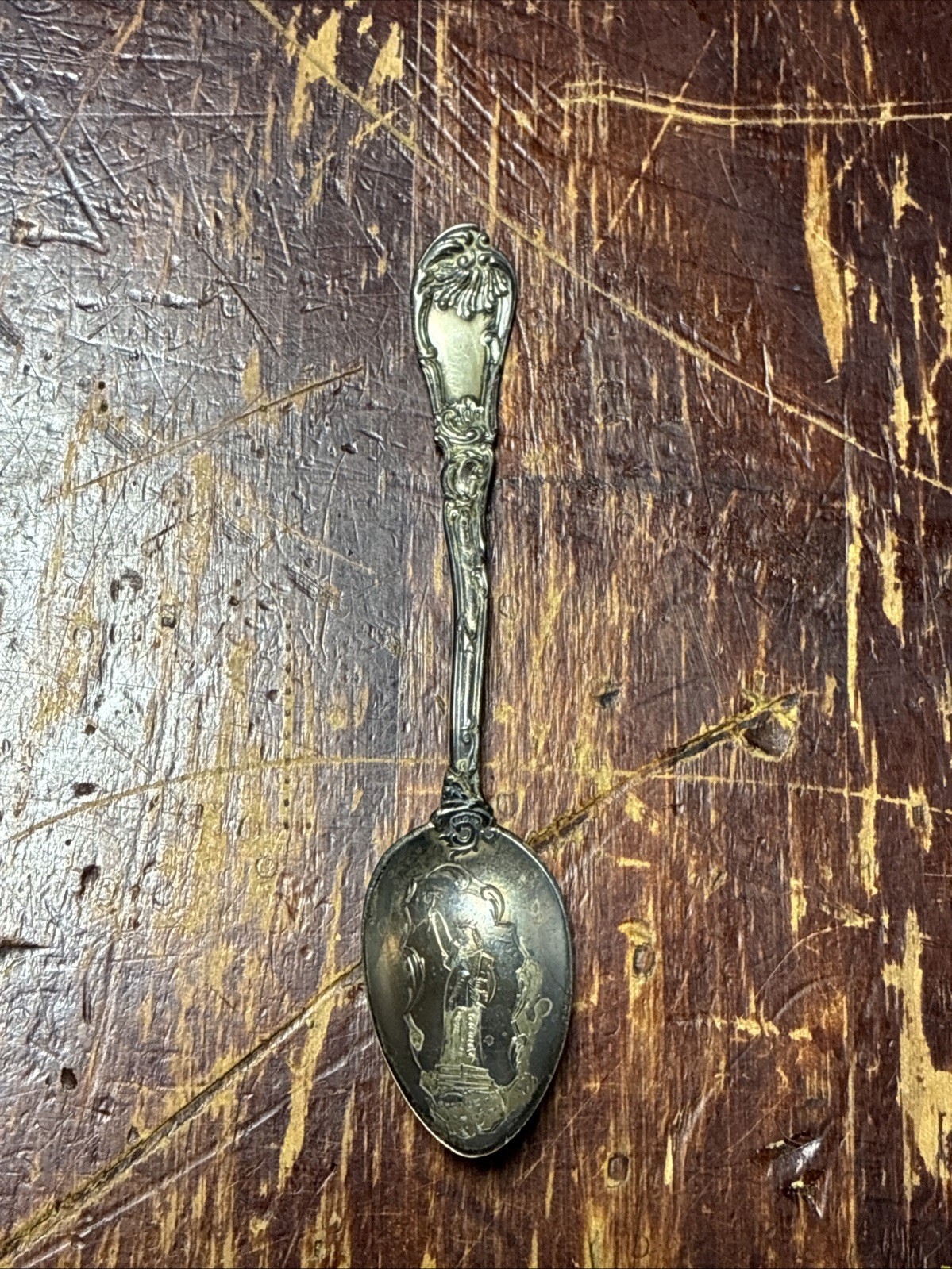 Antique Sterling Silver Souvenir Ornate Spoon – Statue of Liberty engraved (USA)