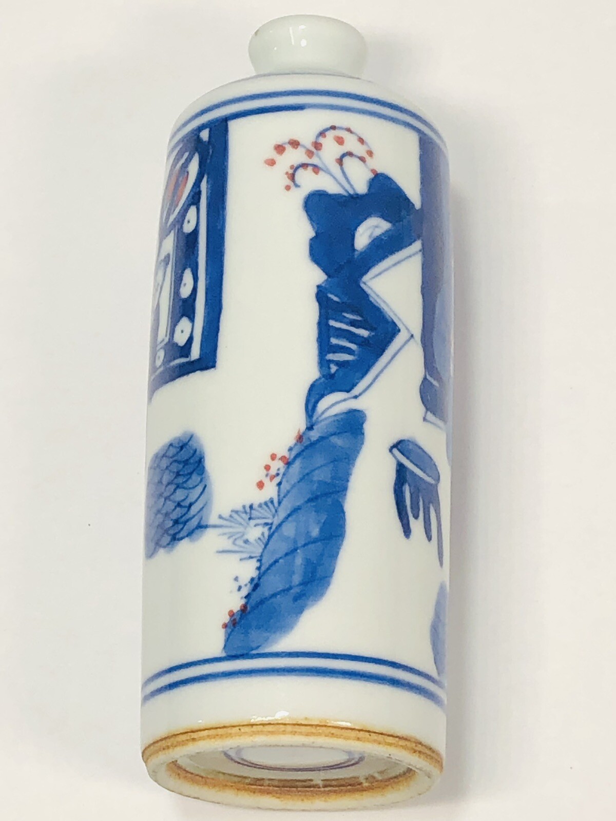 Chinese Qing dynasty blue and white copper red snuff bottle