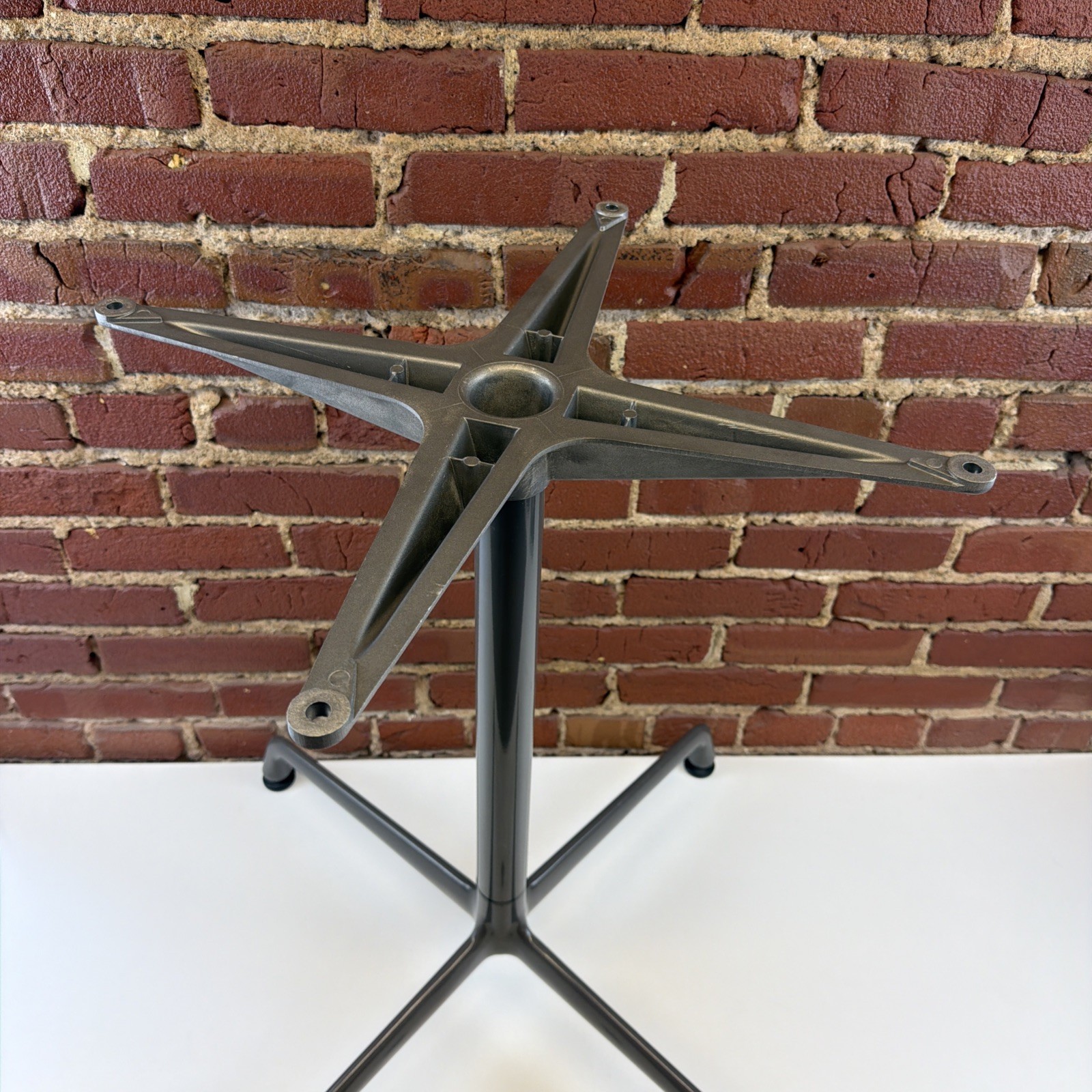 Herman Miller Eames Segmented Aluminum Group Dining Table Base Dark Gray