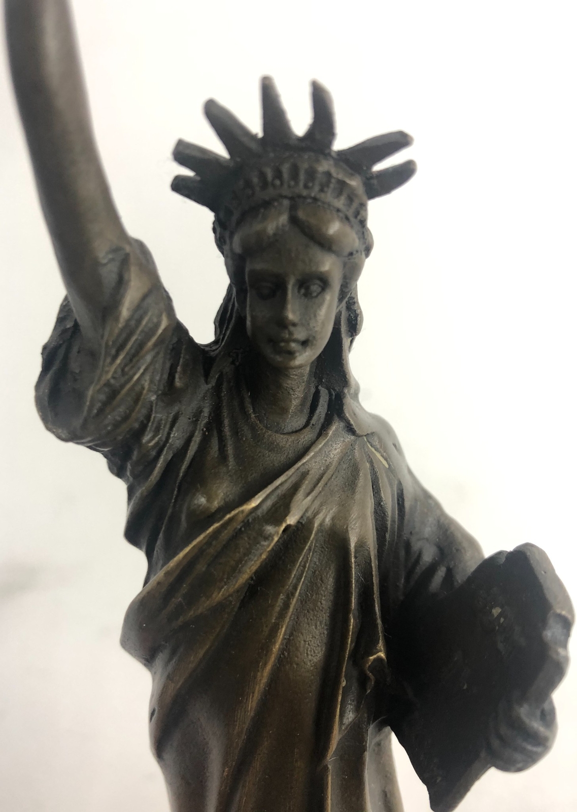 Statue of Liberty SOLID BRONZE TONE SCULPTURE New York City Popular Figurine Art