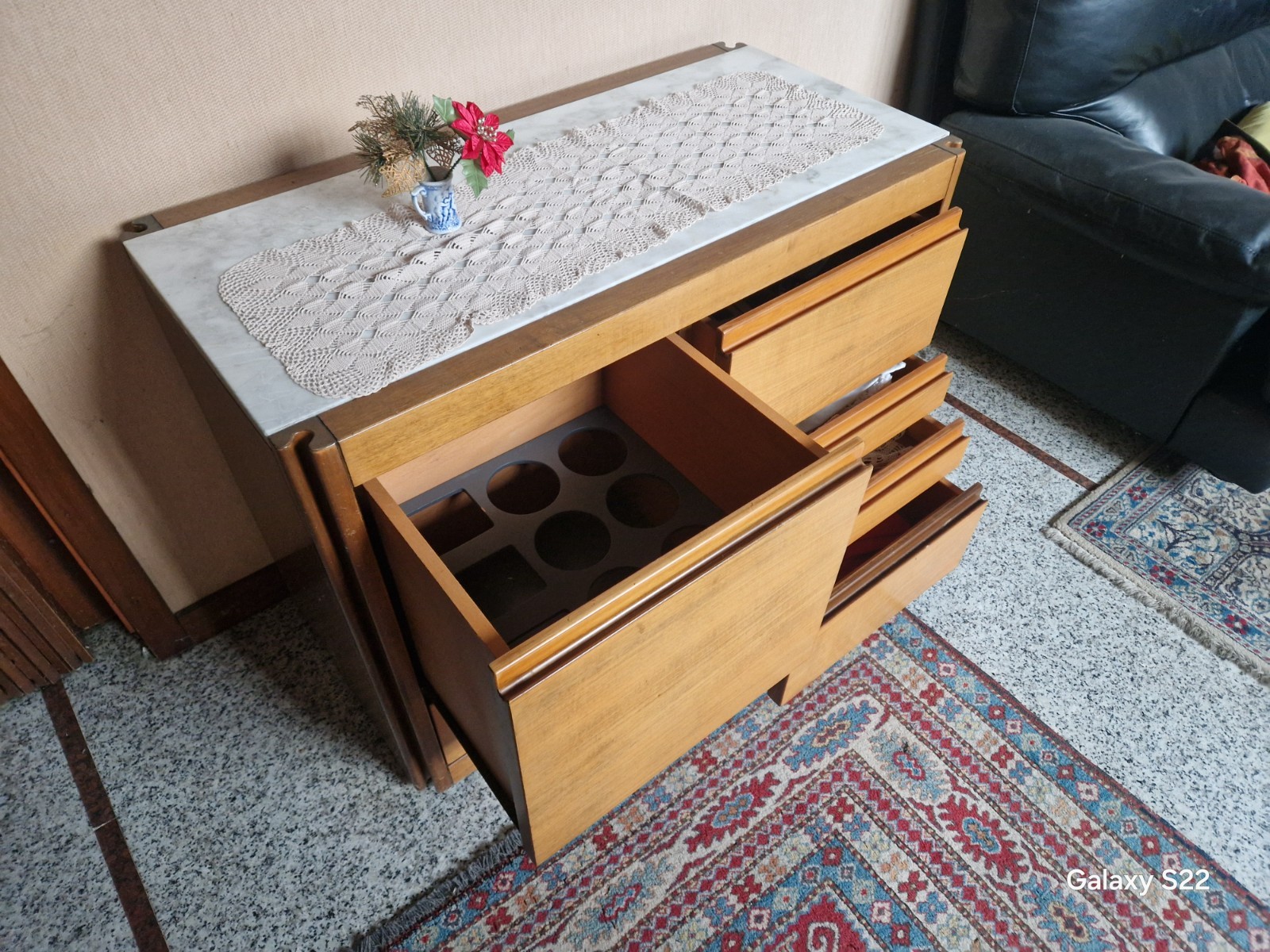 Wooden and marble bar trolley by Angelo Mangiarotti for Molteni, Italy 1970s