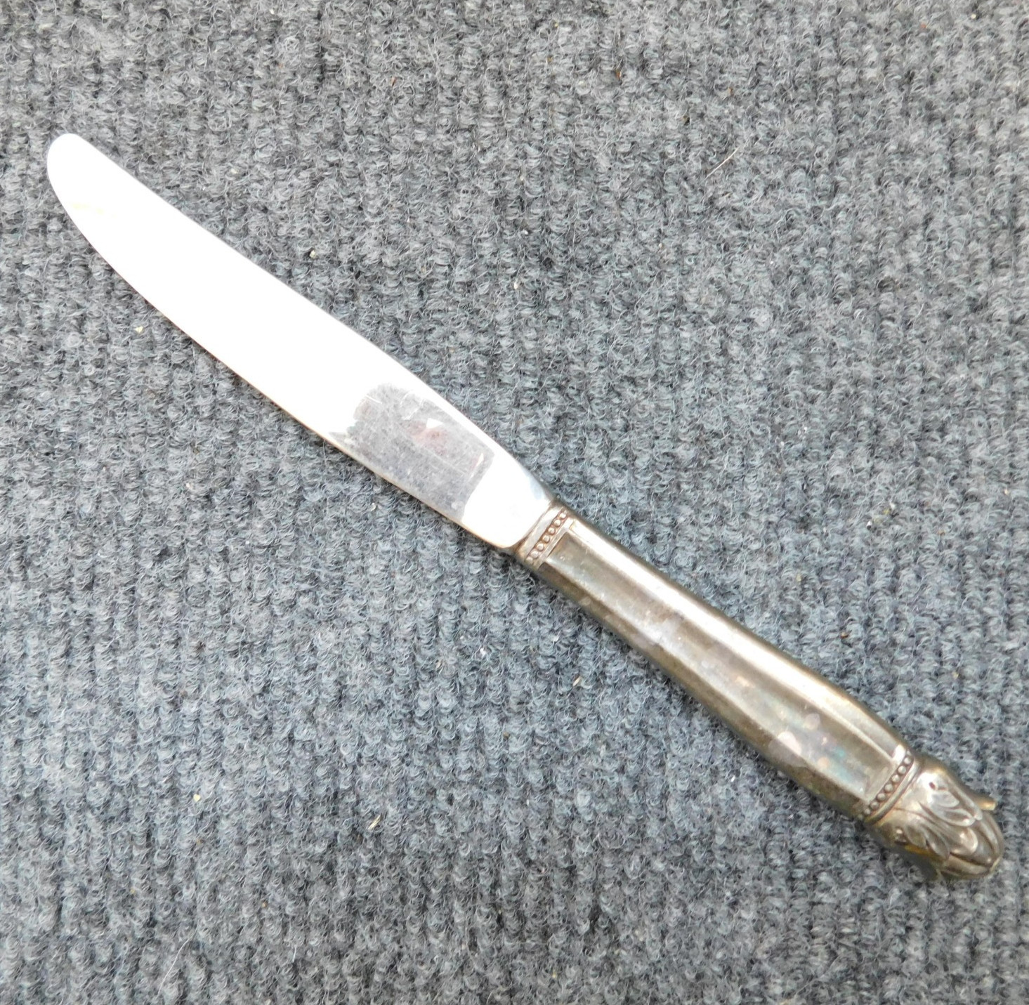 Holmes Edwards Knife Danish Princess Stainless Flatware Silverware 7 1/8 Inch