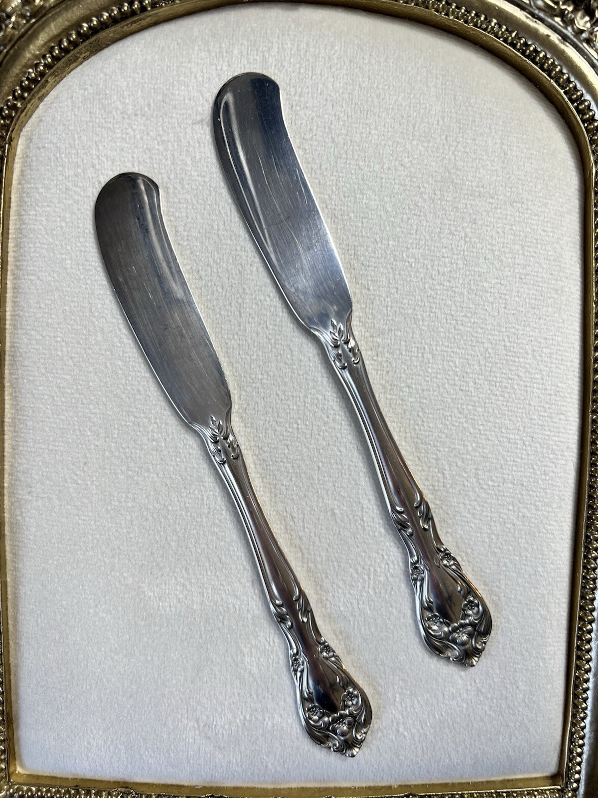 VTG Alvin 52g Sterling Silver 2 Solid Butter Spreaders CHATEAU ROSE Flat Knives