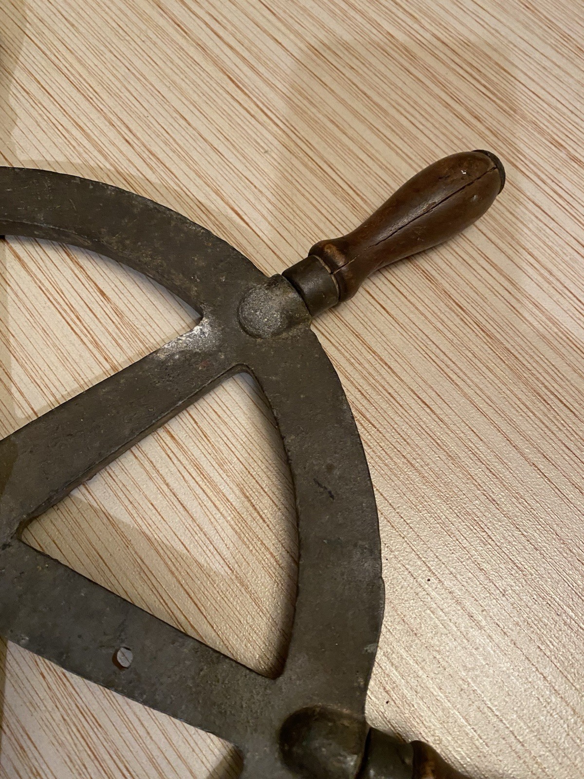 Antique Or Vintage Nautical Brass or Bronze Steering Maritime Wheel