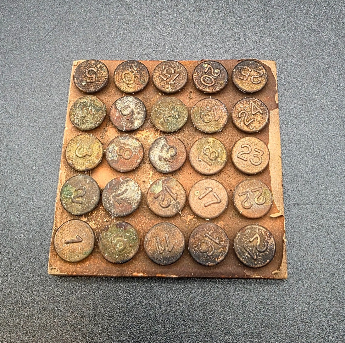 Vintage Gold Tone Raised Number Tacks 1-25 Window Sash Markers Thumb Tacks