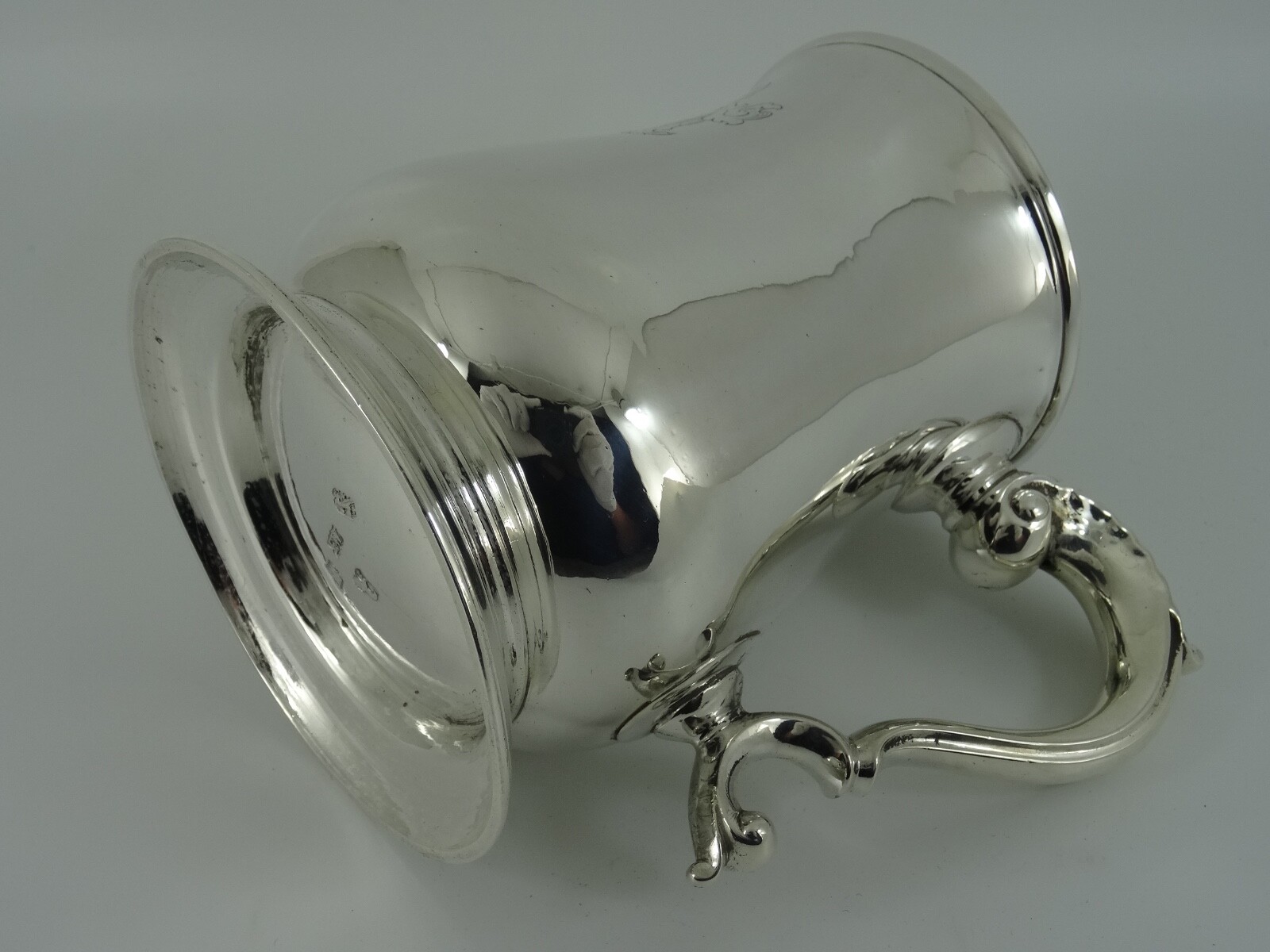 SOLID STERLING SILVER LARGE ENGLISH ANTIQUE GEORGE II TANKARD LONDON 1754 400G