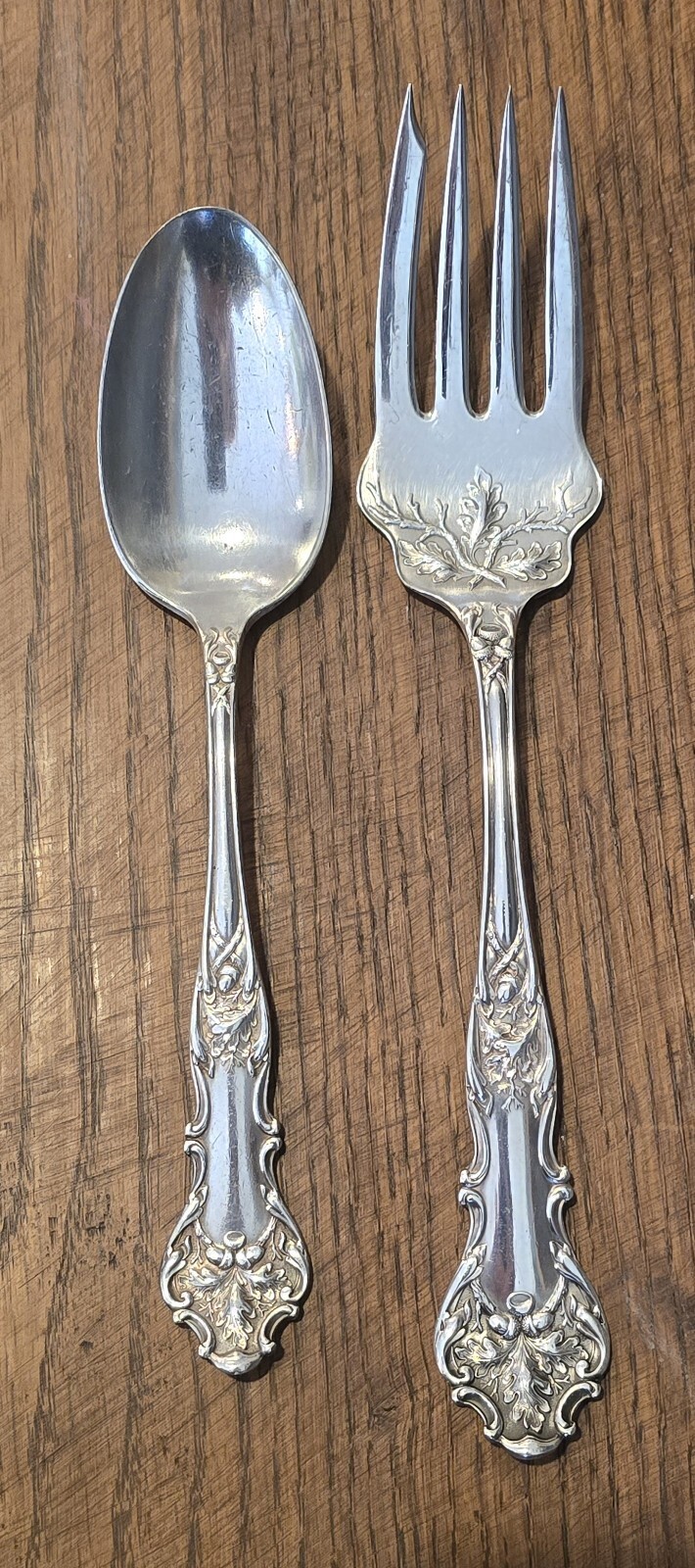 1847 Rogers Bros Charter Oak Acorn Silverplate Serving Fork 8 1/2″ & Spoon