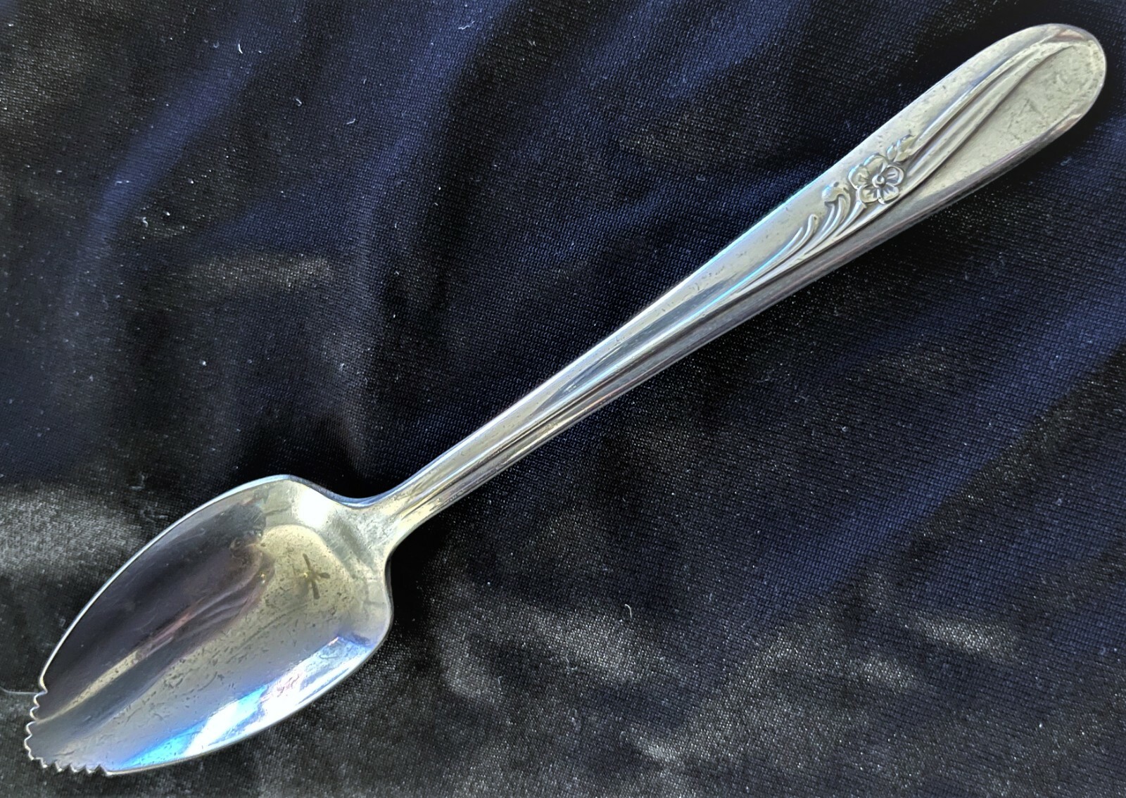 Fruit / Orange Spoon by H.&T. [IS] ~ Meadow Flower (1940): SHIPS FREE & INSURED