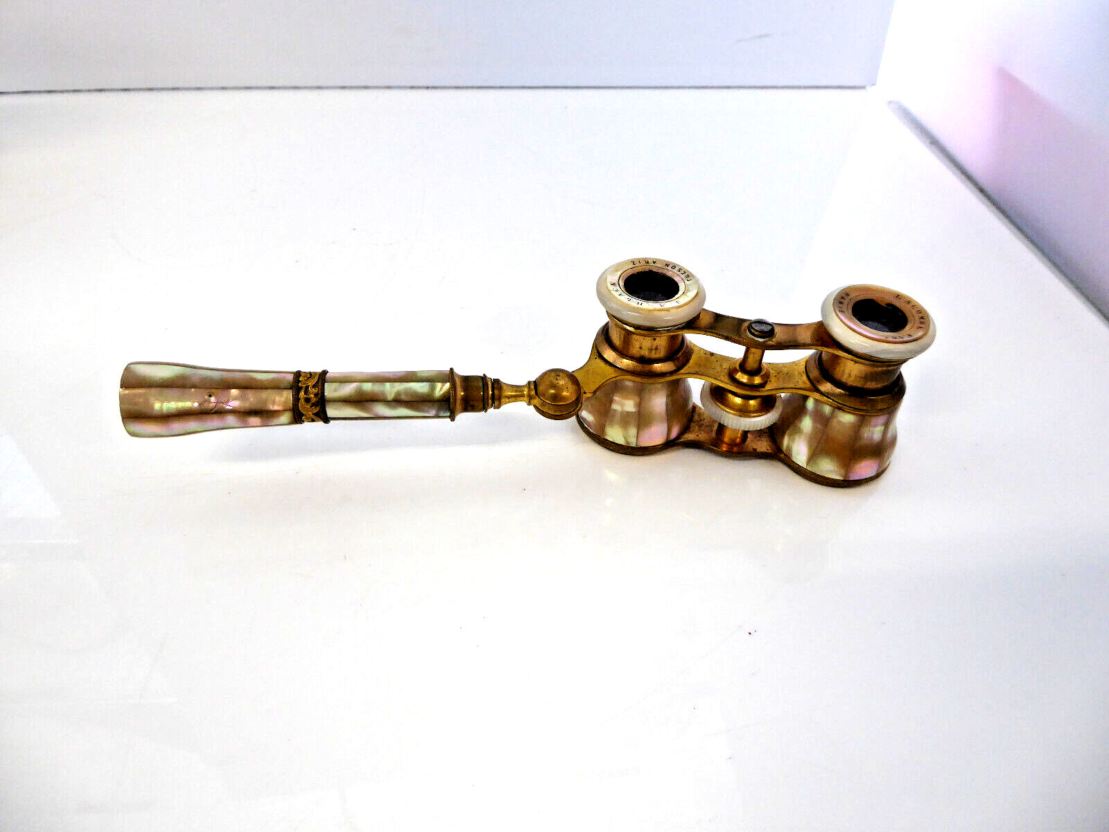 C. 1900 Lacombe Fabt Paris Mother of Pearl Opera Glasses w/ Handle