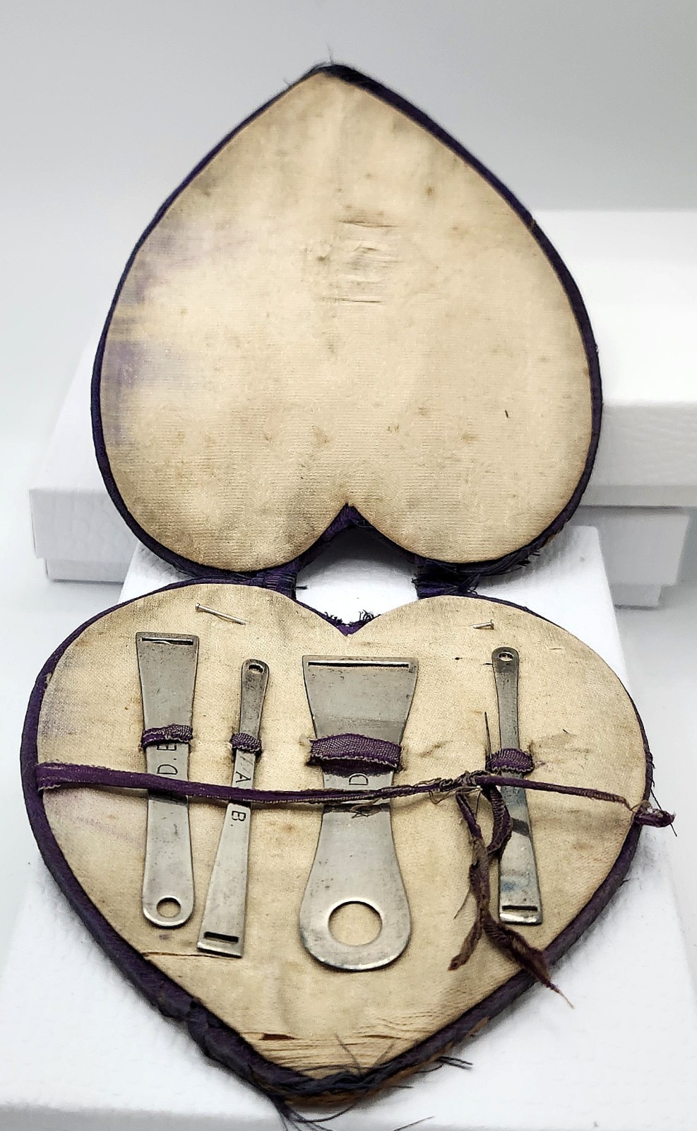 Antique Victorian 4 pc in Heart Case Sterling Silver Bodkin Ribbon Threader Set