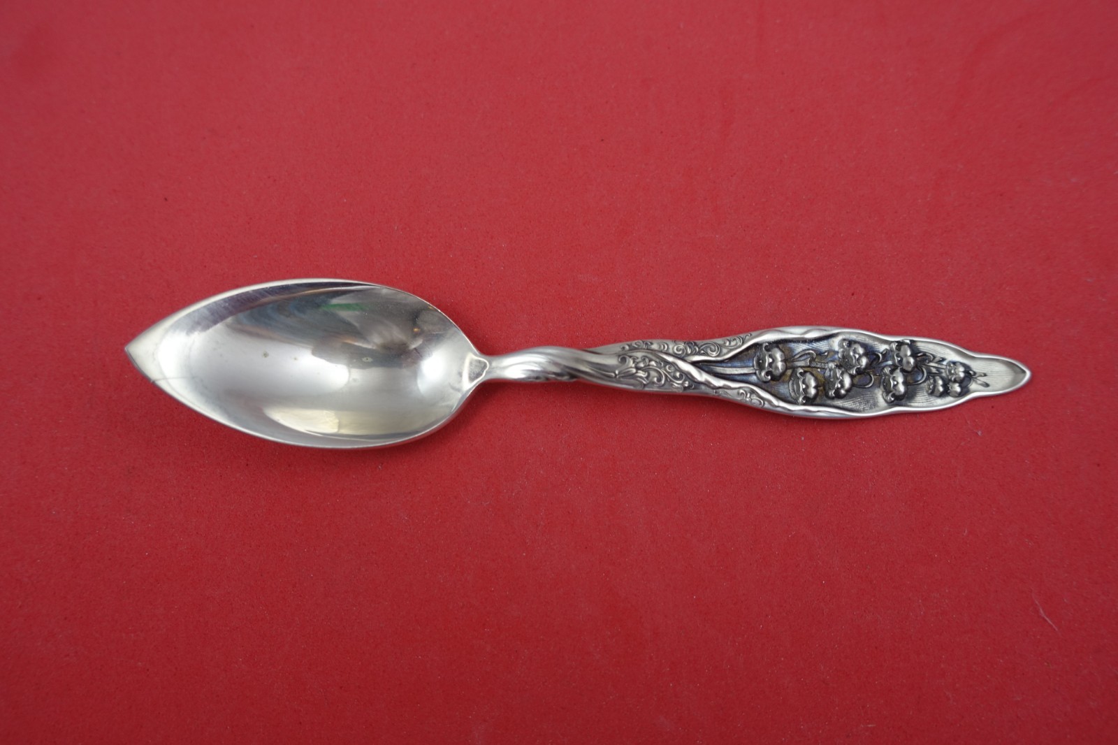 Lily of the Valley by Whiting Sterling Silver Grapefruit Spoon Plain Bowl 5 1/4″