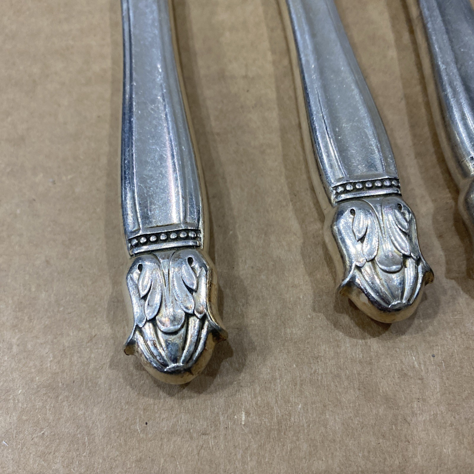 Holmes & Edwards Danish Princess Dinner Knife Knives Silverplate Lot of 4