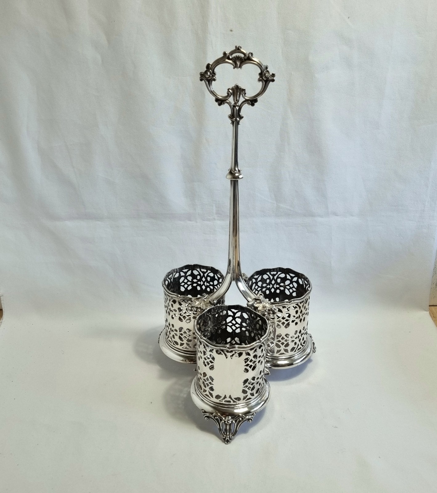 Fine mid Victorian 3 bottle holder and carrier by Elkington & Co. dated 1860