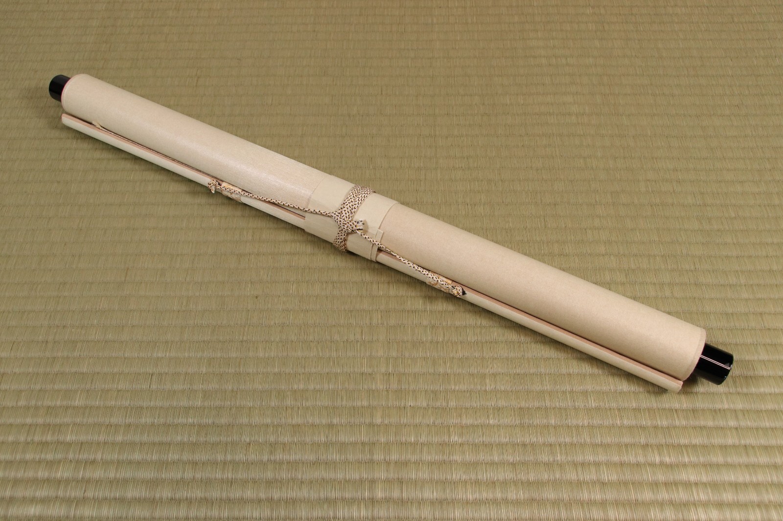 Japanese Hanging Scroll Calligraphy ‘和’ KAKEJIKU BuddhismBy 細合喝堂 Honai Katsudo