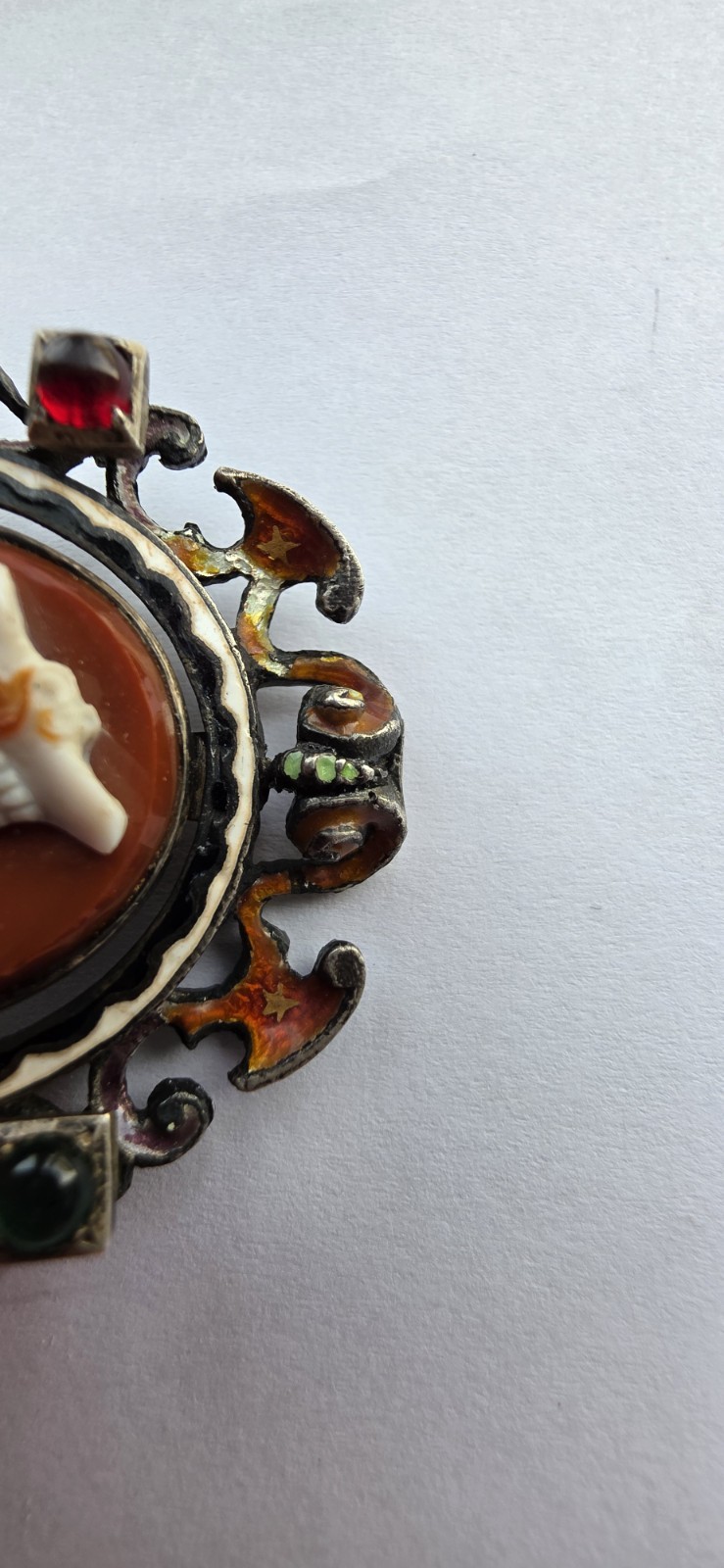 Unusual 19thc Sardonyx hardstone cameo and enamel brooch