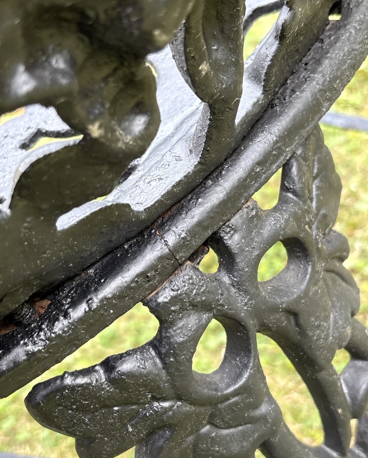 Antique Victorian Grape & Leaf Vine Cast Iron Patio Garden Arm Chair Seat