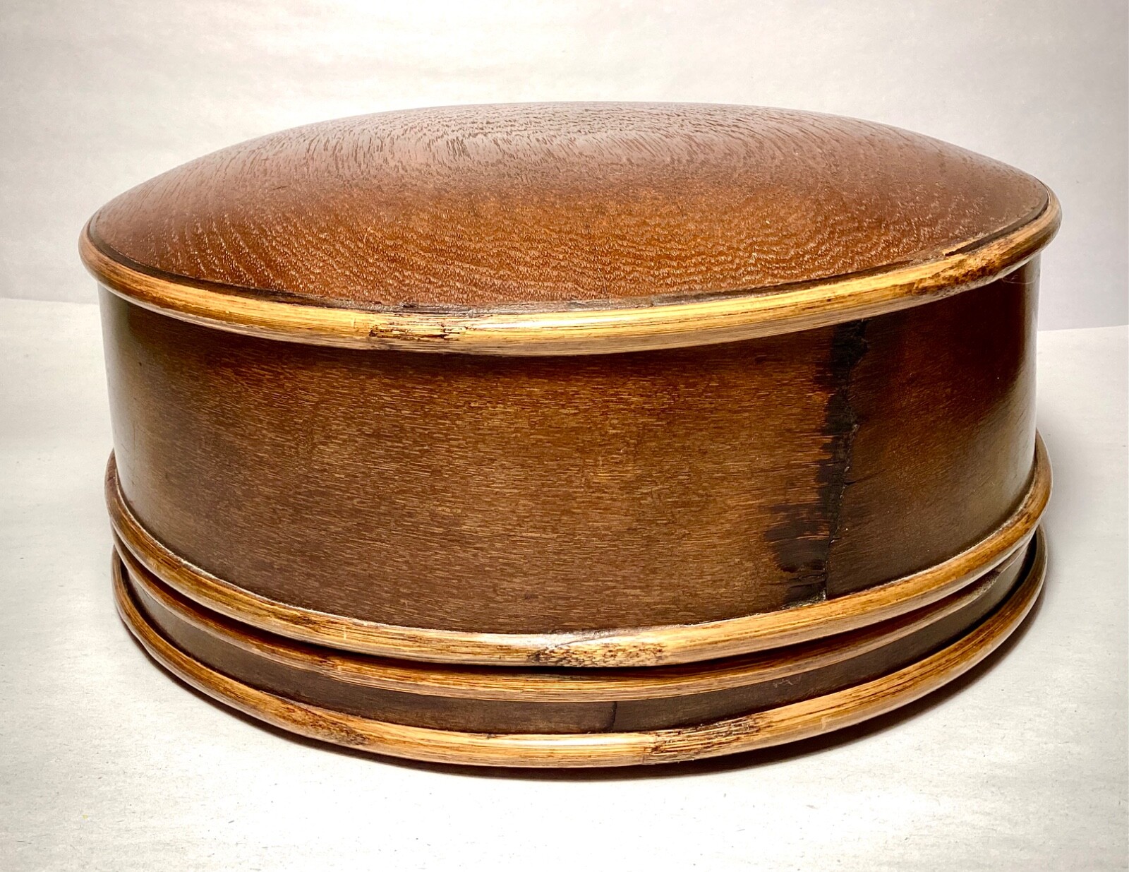 Antique 19th Century Round Dome Lid Wood Pantry Box 10-1/5″ dia.