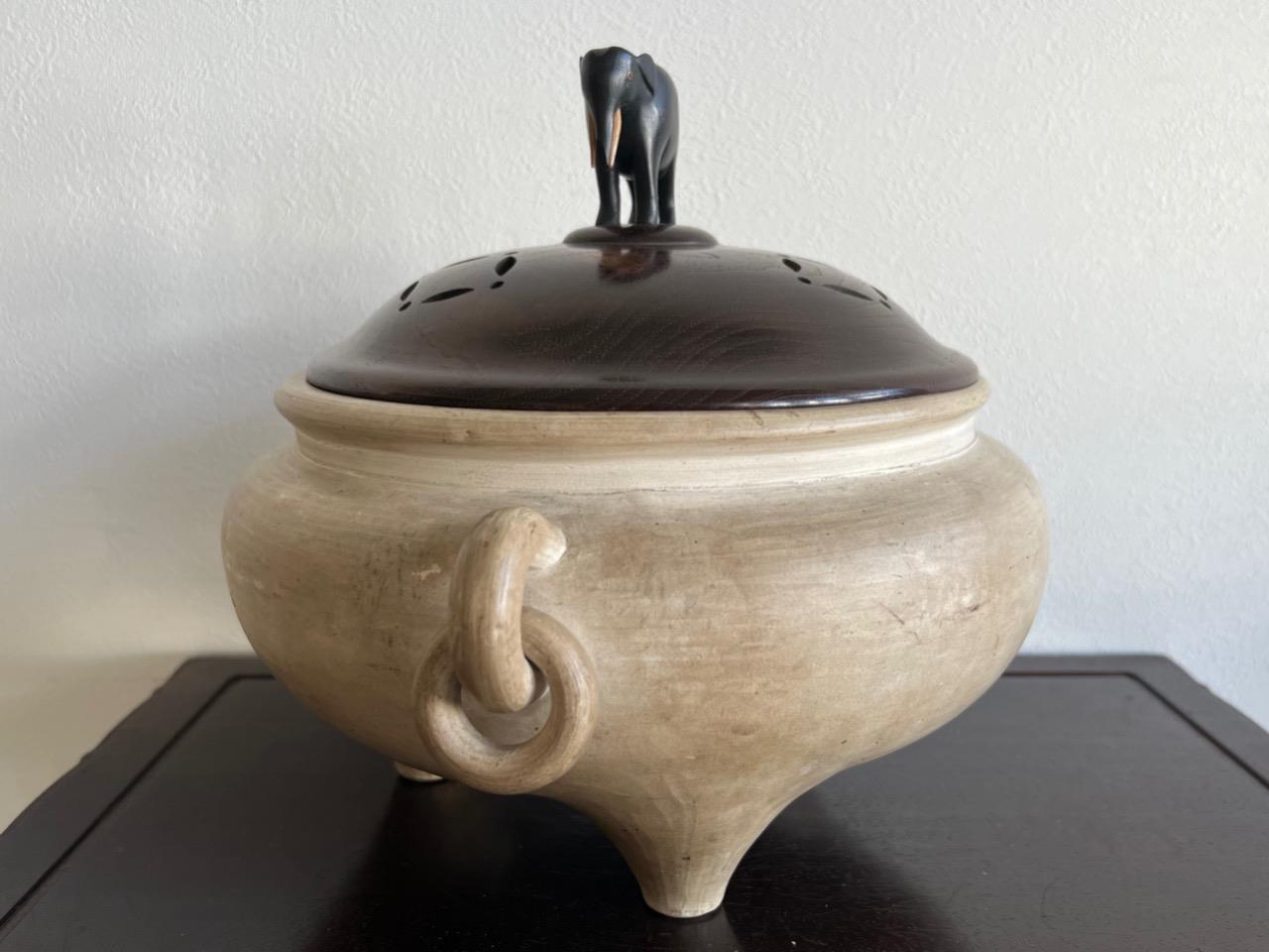 Chinese Qing Dynasty Clay Incense Burner / W 32[cm] / Plate Ming Censor Bowl Pot