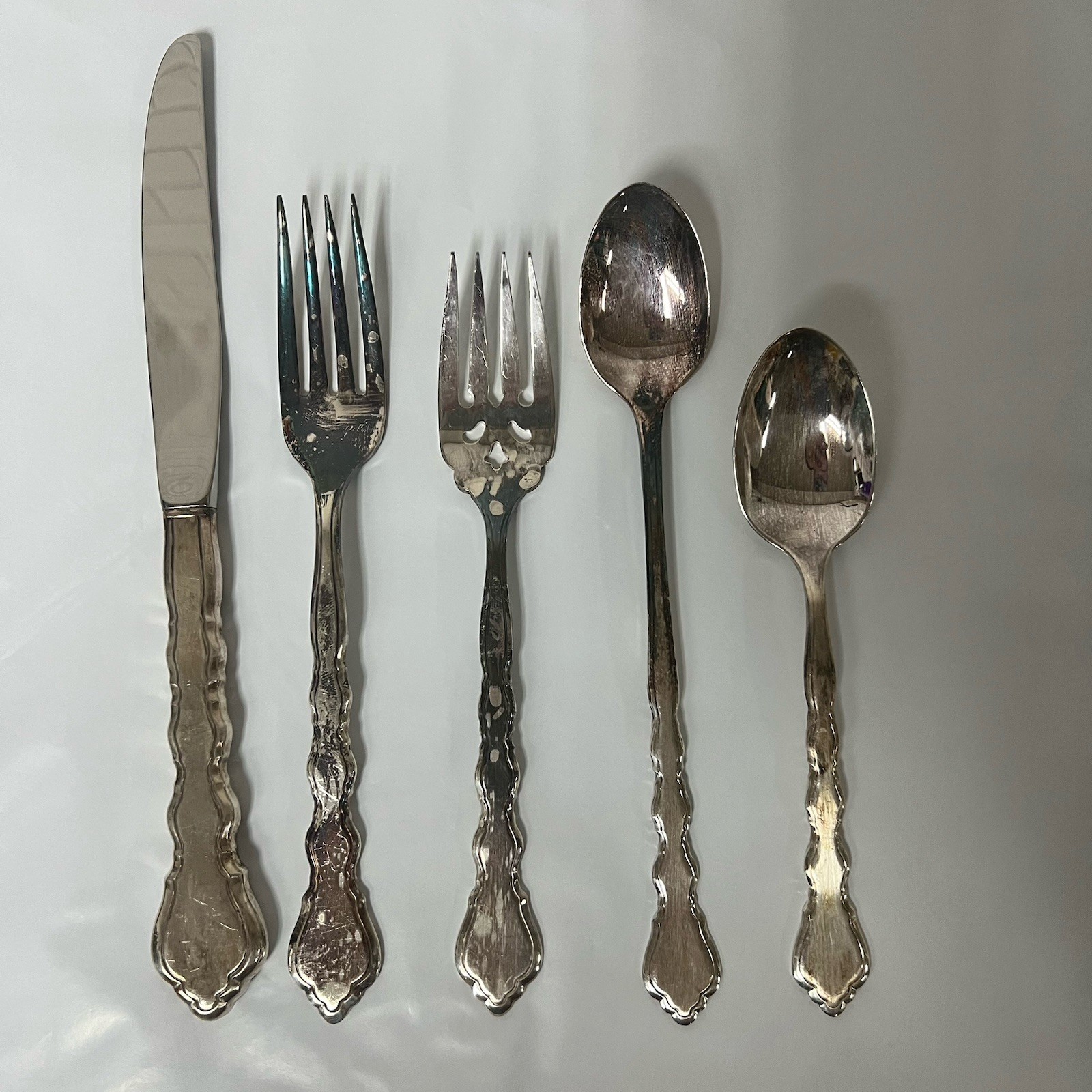 VTG Oneida Community Duet Silverplate Flatware Place Setting Knife Spoons Forks
