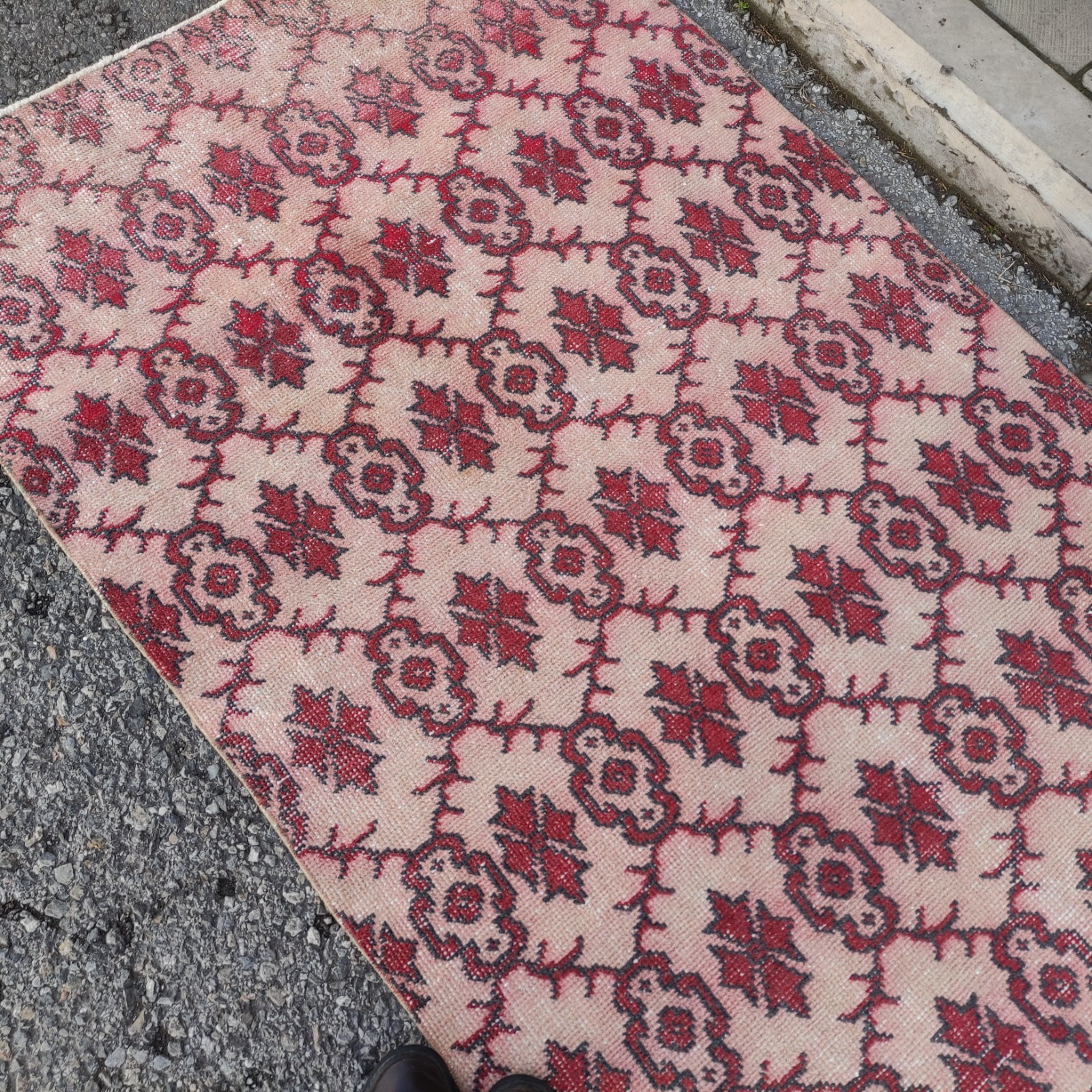 Vintage Rare motif Area Rug 3.71 x 6.33 ft , 4×6 Handmade Wool Rug 113 x 193 cm