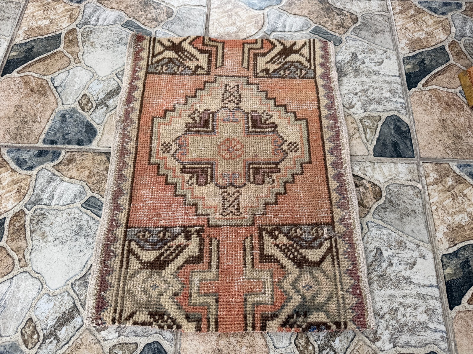 Small Vintage Turkish Oushak Rug Handmade Anatolian Accent Rug Peach Tribal 1×2