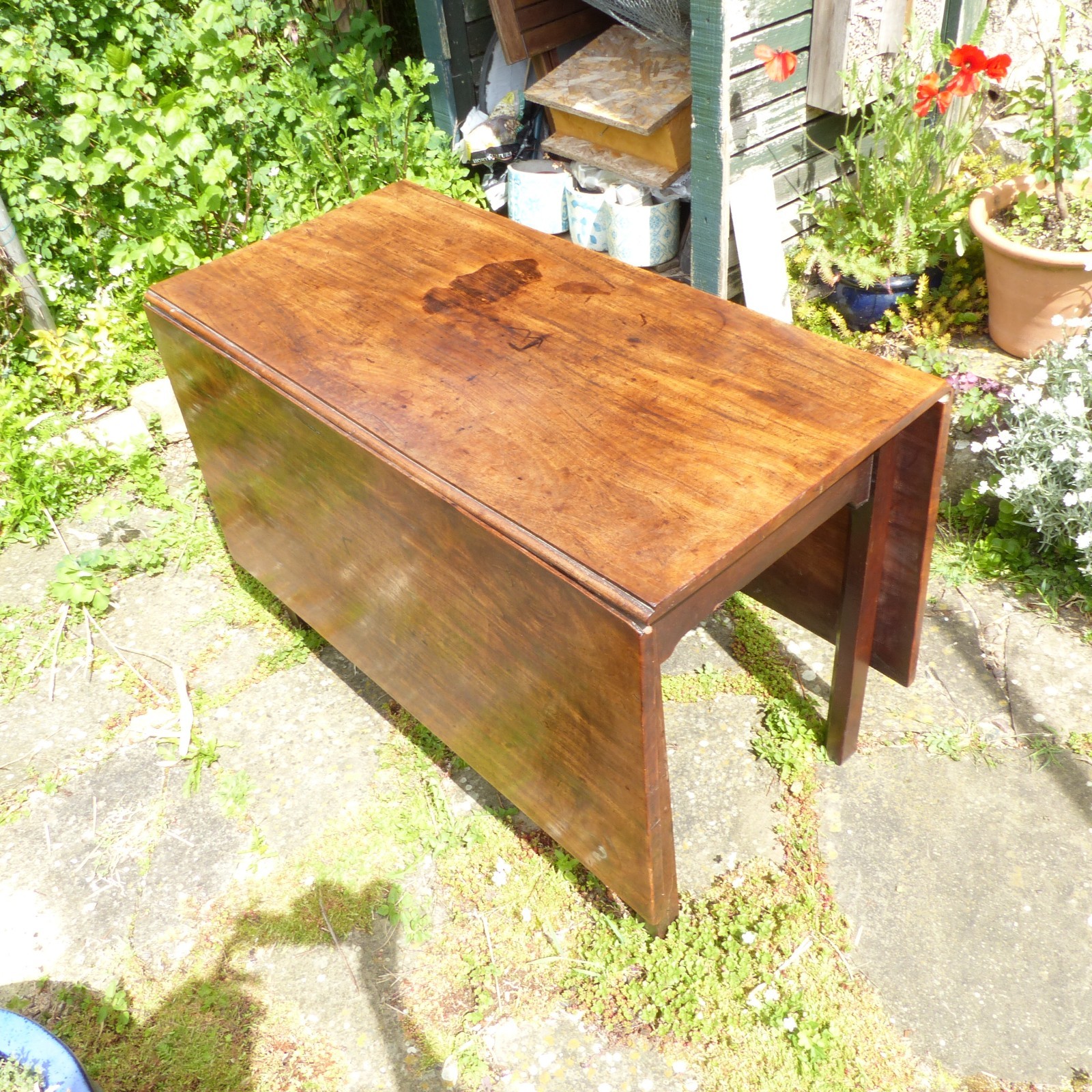 Antique Solid Elm Gate-Leg Table ~ Late 18th / Early 19th Century