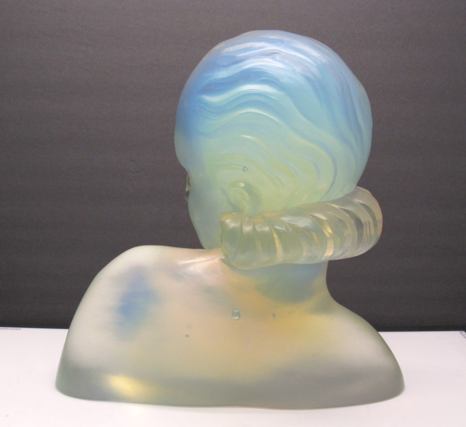 Rare SABINO Opalescent Art Glass Lady Bust w/Lighted stand ca.1920’S Lalique Era