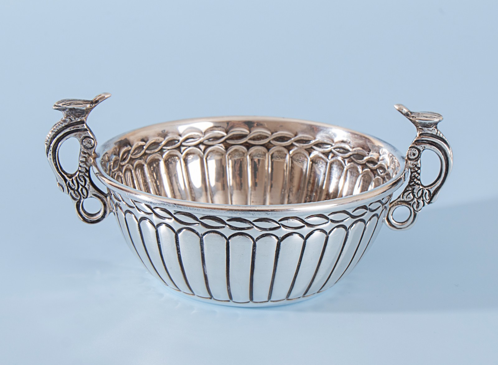 Tane Orfebres Mexican Superb Sterling Silver Double Peacock Handled Bowl Marked