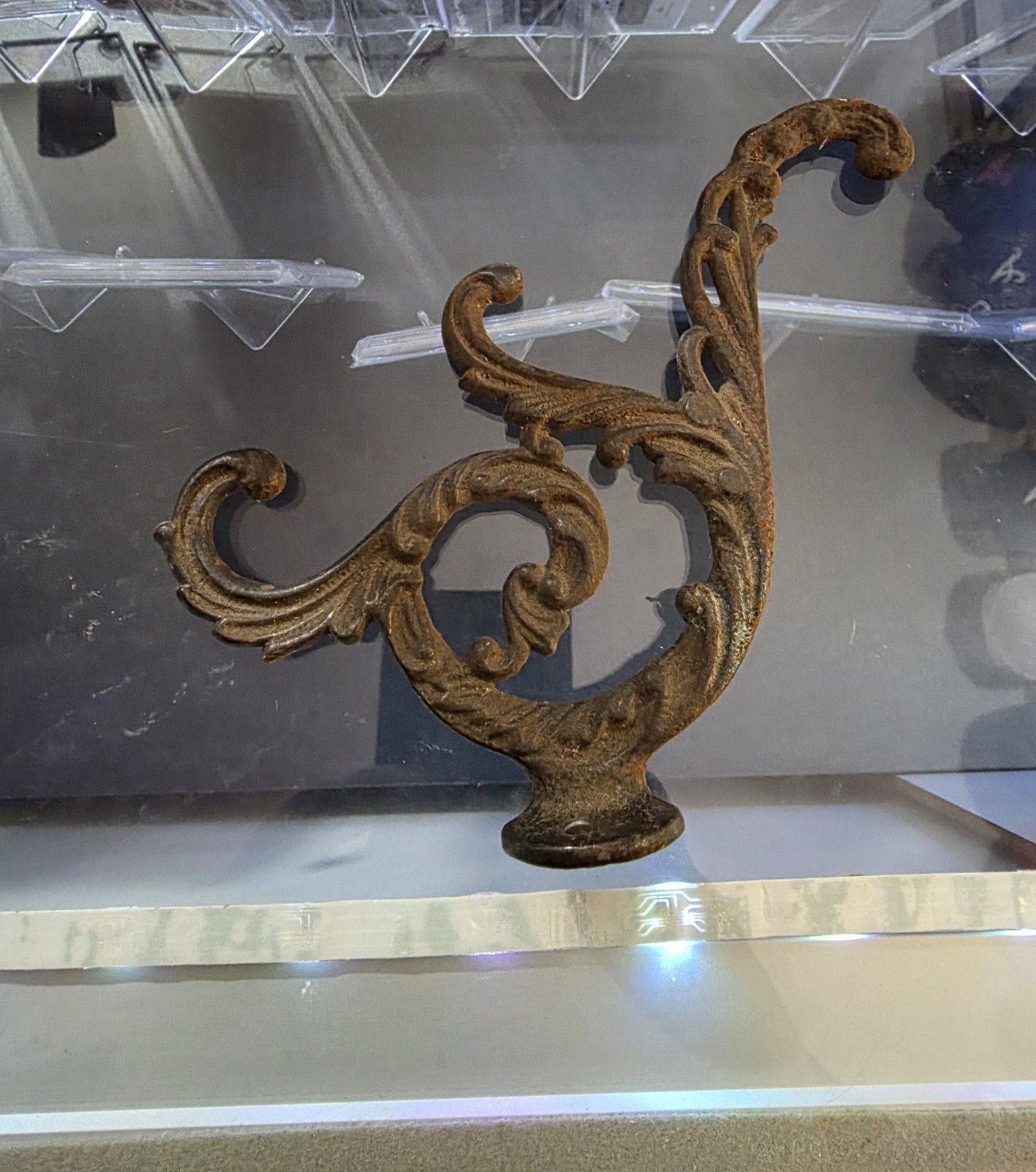 ANTIQUE ORIGINAL CAST IRON CRAFTSMAN WALL Hook Eastlake Victorian Coat Hat!