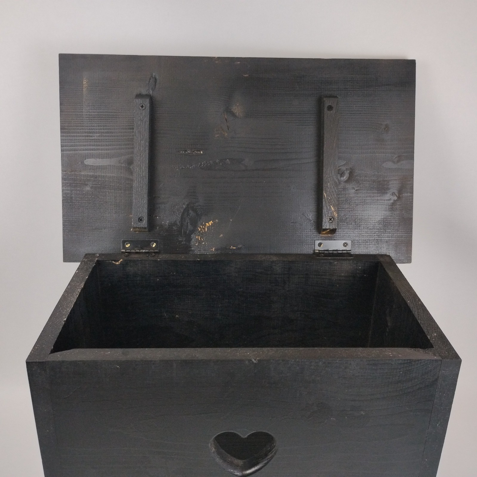 Handmade Black Solid Wood Storage Step Stool Heart Cutout Rustic Chest 17″ T Box