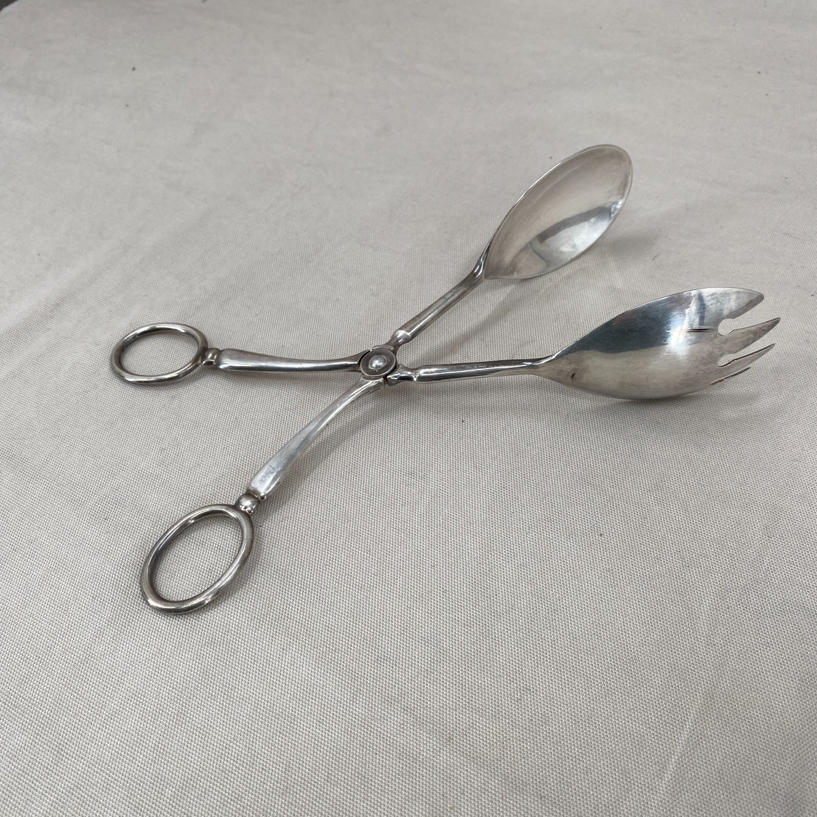 Vintage Epns Silver Plated Large Serving Tongs Spoon/Fork Scissor Handle 10.5″