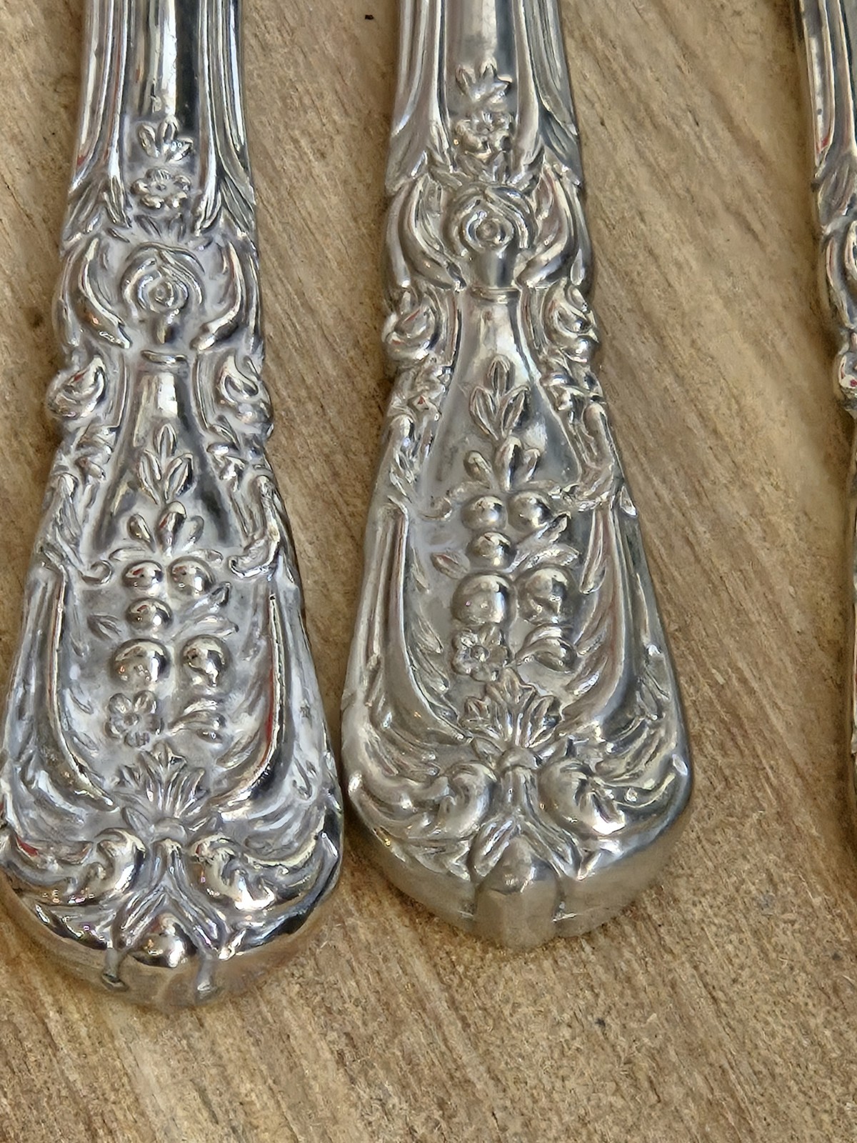 5 Pcs. Ornate Leaf Rose Silverplated Flatware Made in China 2 Forks 3 Knives