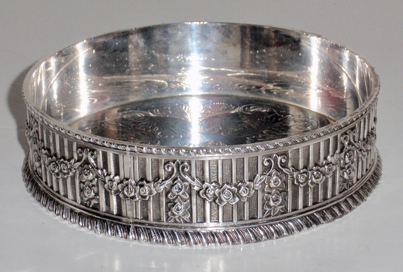 International Silver-plated Giftware Lion Accent/Wine Coaster Dish