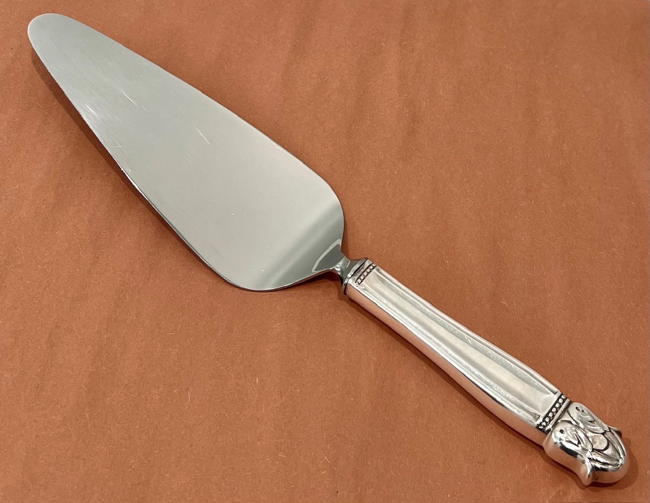 1938 Holmes & Edwards DANISH PRINCESS Silverplate 10 1/8″ PIE / CAKE SERVER